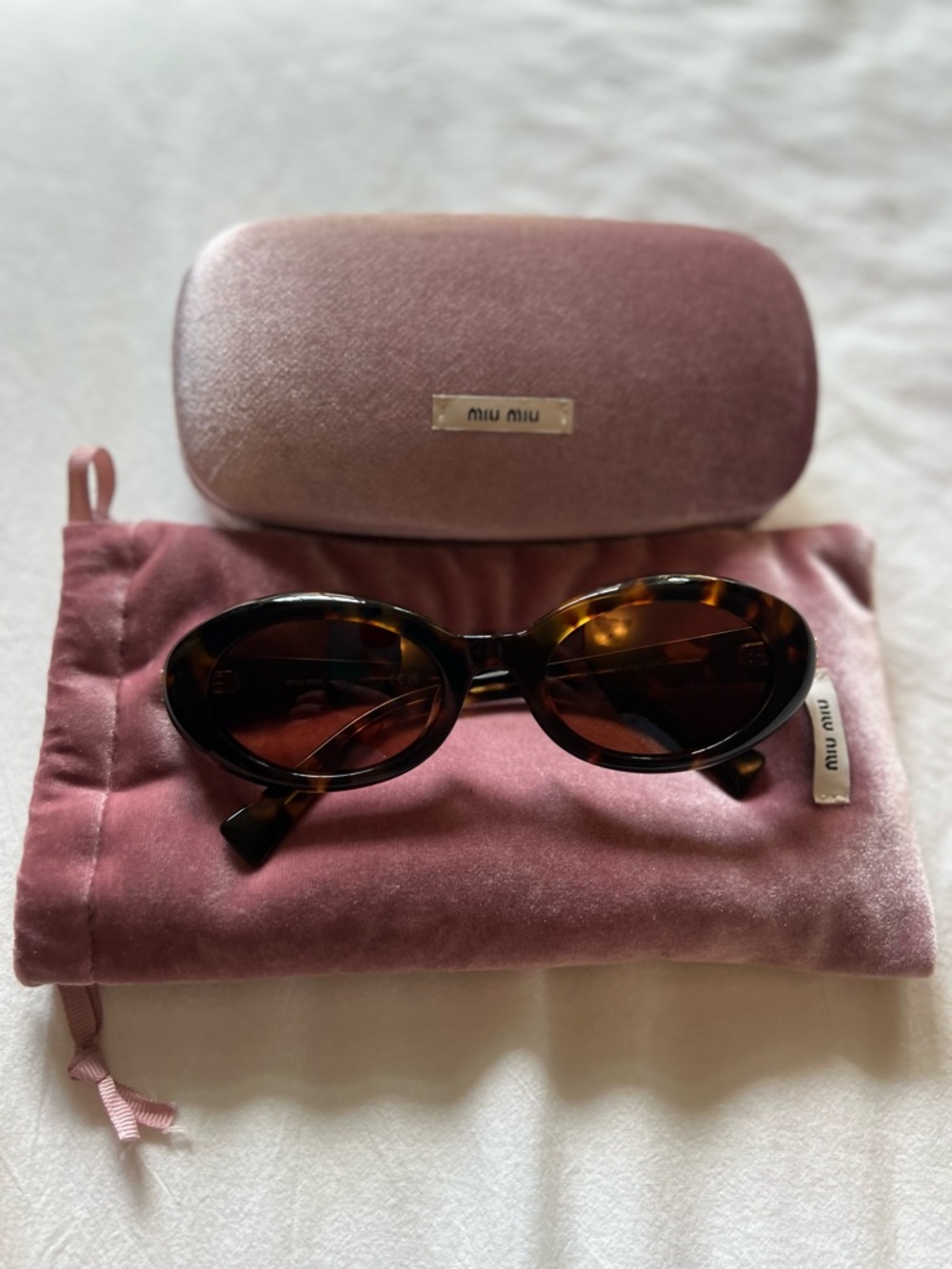 Miu Miu Reverie Sunglasses EUC